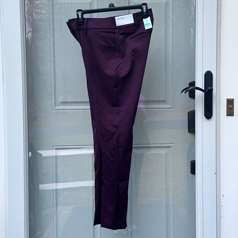 NWT!  Maroon Ann Taylor Factory pants, straight leg women’s size 0P